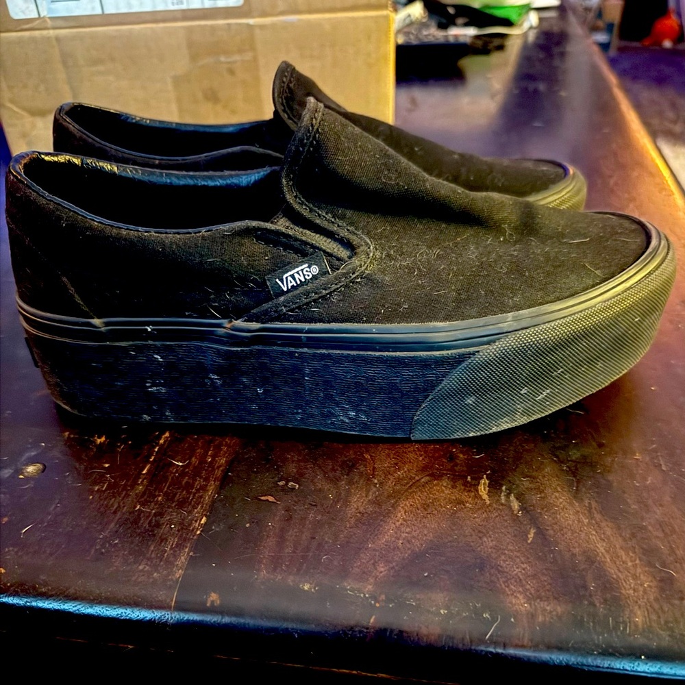 Vans Black Platform Slip-On Sneakers M5.5 W7